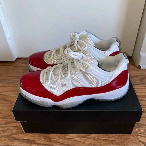 Nike Air Jordan 11 Retro Low Varsity Red (Cherry) 2016 Sneakers - Picture 3 of 8